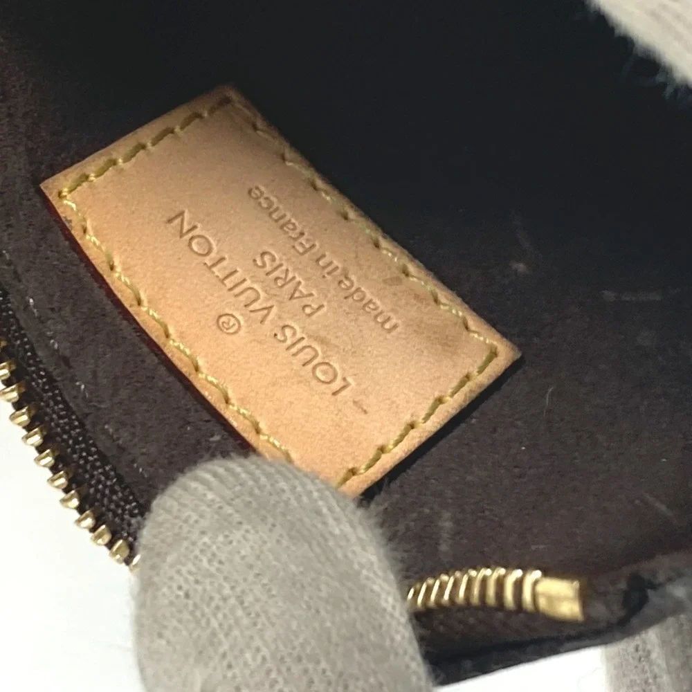 LOUIS VUITTON Brown Monogram Canvas Bag